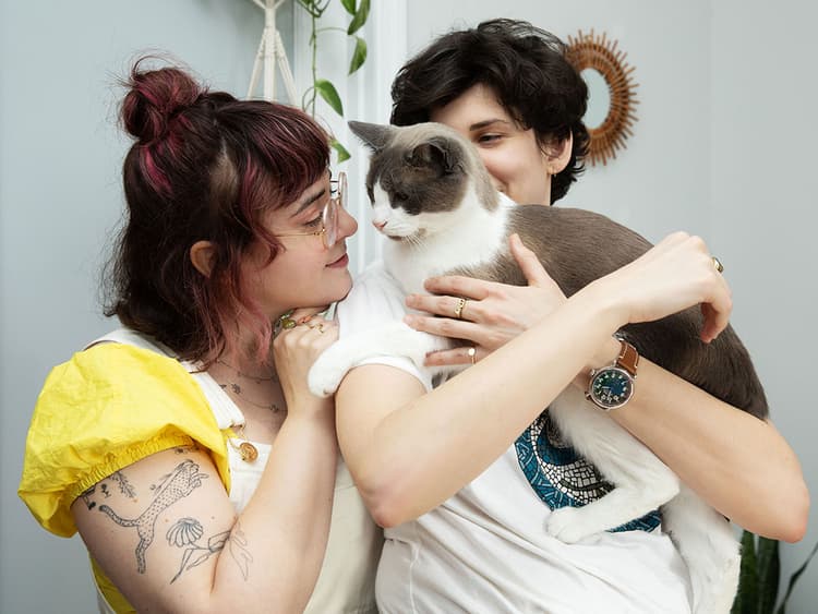 Behind the Scenes of a “Girls and Their Cats” Photo Shoot