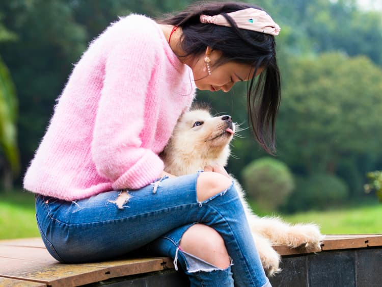 How to Talk to Your Dog, According to Science